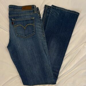 Levi’s Demi curve low-rise boot cut skinny jeans. Size 9 or 29